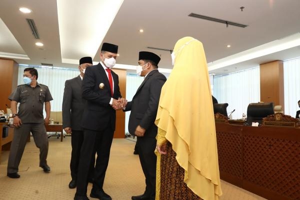  Hadiri Pelantikan PAW Anggota DPRD Sumut, Musa Rajekshah: Perjuangkan Aspirasi Rakyat